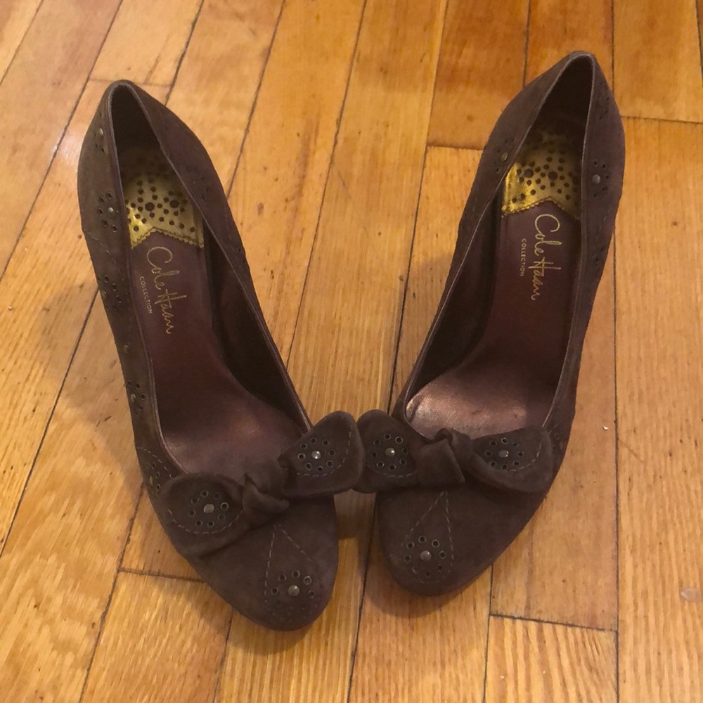 Cole Haan dark brown pump